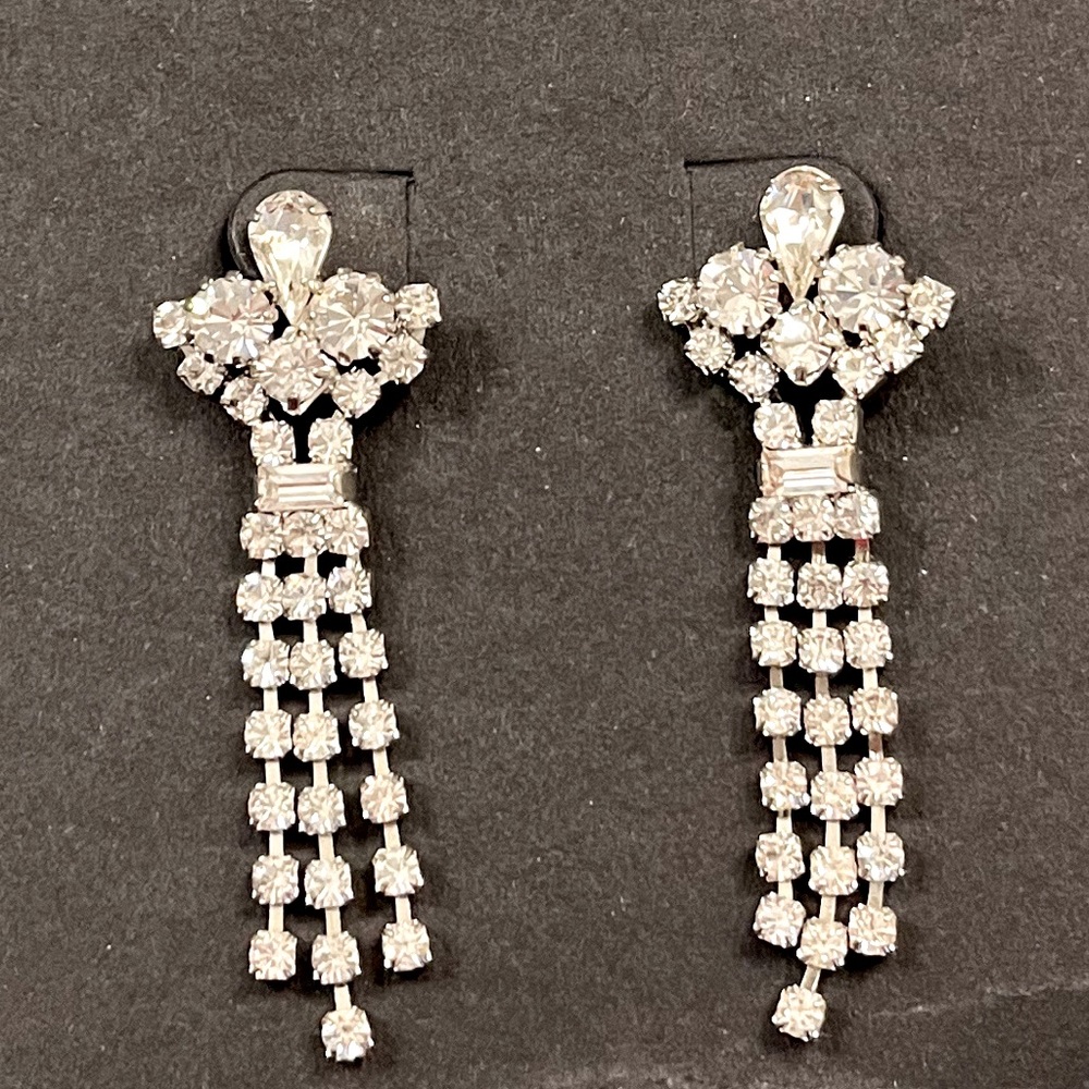 Crystal drop earrings